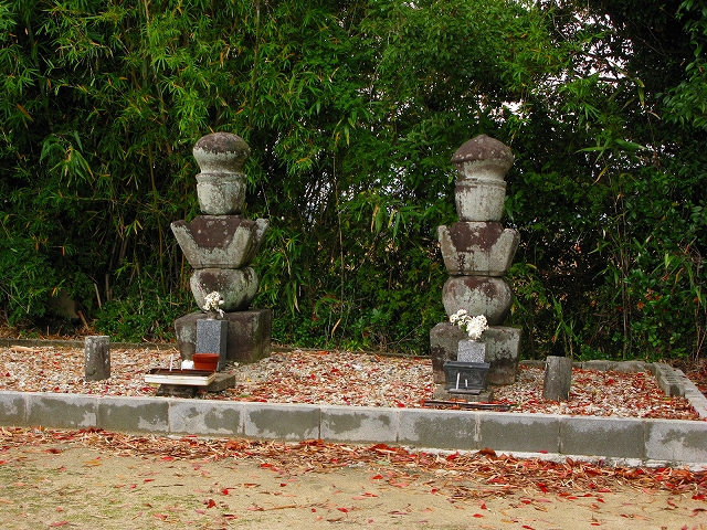 高太郎丸、小太郎丸の墓所