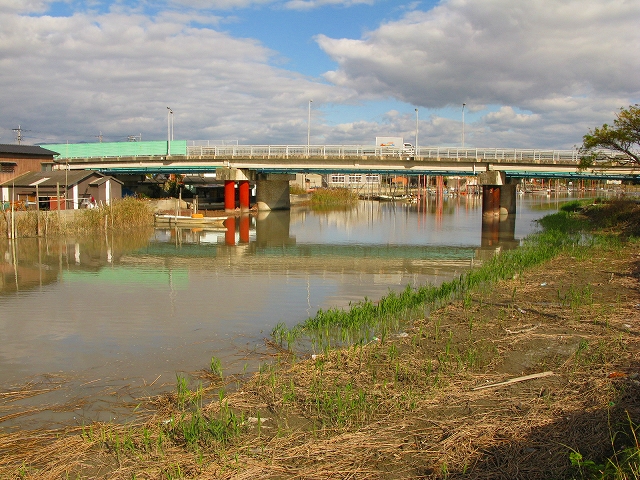 御番所跡と丸目の渡し場