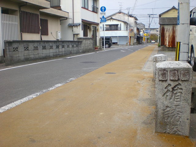 循誘橋
