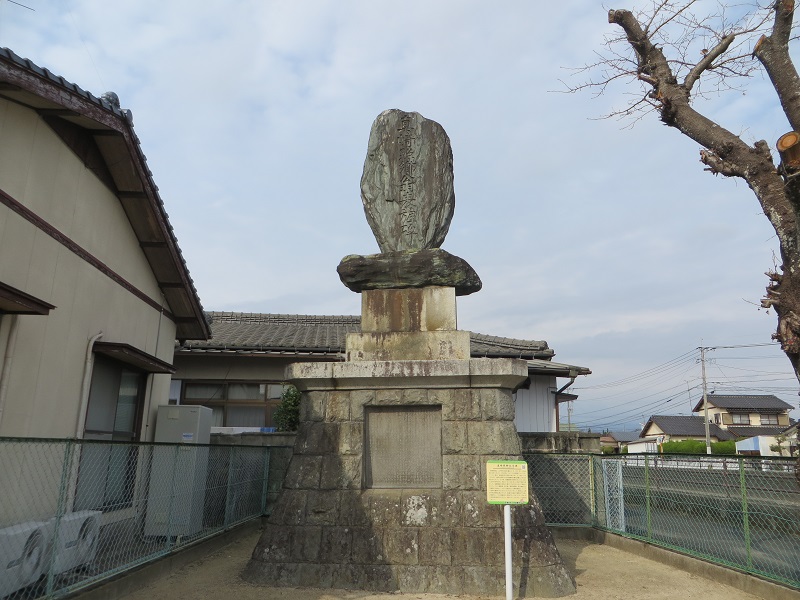 真崎照郷(てるさと) 藍綬褒章に輝く発明王